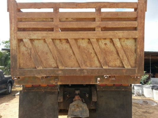 รถอีซูซุ 10 ล้อดั้ม FXZ  เปลื่ยนเครื่อง  270  แรงม้า. (  ขาวทำฟ้า. / ขาย แม่ , ลูก. )  สนใจติดต่อ 081 - 6079515