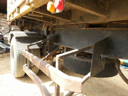 รถอีซูซุ 10 ล้อดั้ม FXZ  เปลื่ยนเครื่อง  270  แรงม้า. (  ขาวทำฟ้า. / ขาย แม่ , ลูก. )  สนใจติดต่อ 081 - 6079515