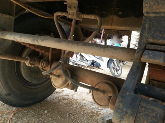 รถอีซูซุ 10 ล้อดั้ม FXZ  เปลื่ยนเครื่อง  270  แรงม้า. (  ขาวทำฟ้า. / ขาย แม่ , ลูก. )  สนใจติดต่อ 081 - 6079515