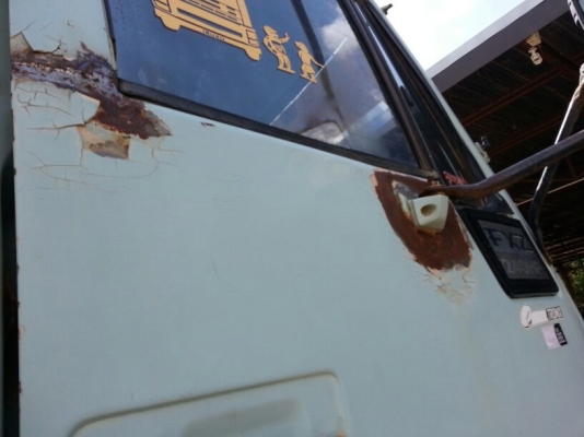 รถอีซูซุ 10 ล้อดั้ม FXZ  เปลื่ยนเครื่อง  270  แรงม้า. (  ขาวทำฟ้า. / ขาย แม่ , ลูก. )  สนใจติดต่อ 081 - 6079515