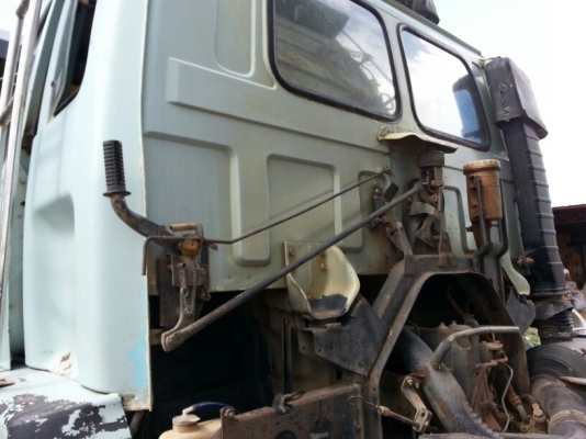 รถอีซูซุ 10 ล้อดั้ม FXZ  เปลื่ยนเครื่อง  270  แรงม้า. (  ขาวทำฟ้า. / ขาย แม่ , ลูก. )  สนใจติดต่อ 081 - 6079515