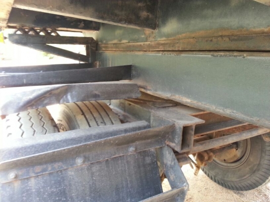 รถอีซูซุ 10 ล้อดั้ม FXZ  เปลื่ยนเครื่อง  270  แรงม้า. (  ขาวทำฟ้า. / ขาย แม่ , ลูก. )  สนใจติดต่อ 081 - 6079515