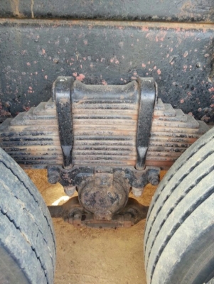 รถอีซูซุ 10 ล้อดั้ม FXZ  เปลื่ยนเครื่อง  270  แรงม้า. (  ขาวทำฟ้า. / ขาย แม่ , ลูก. )  สนใจติดต่อ 081 - 6079515