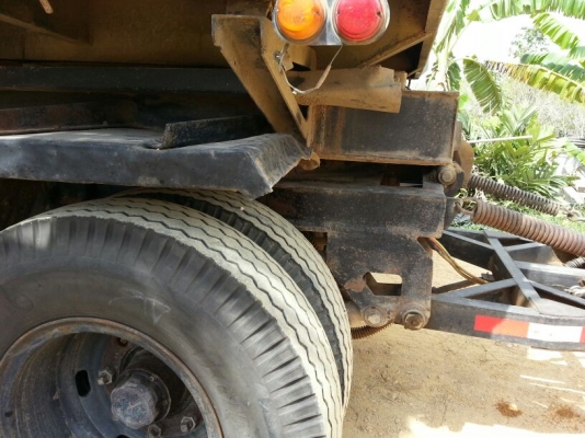 รถอีซูซุ 10 ล้อดั้ม FXZ  เปลื่ยนเครื่อง  270  แรงม้า. (  ขาวทำฟ้า. / ขาย แม่ , ลูก. )  สนใจติดต่อ 081 - 6079515