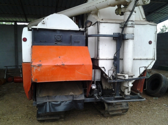 ขายรถเกี่ยวข้าวคูโบต้า DC 95 GM ราคา 700,000 บาท