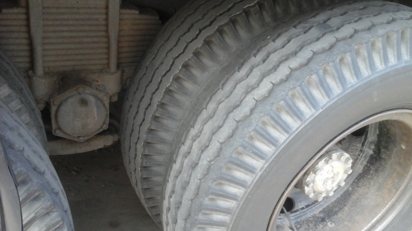 ขายรถสิบล้อรถนํ้ามันHINOFM3Mเครือง240แรง2เพลาถอดเพลา