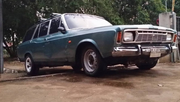 ** ขายรถเมกัน Ford Taunus Stationwagon จดปี 1968 เครื่อง TOYOTA  1JZ เบนซิน ติดแก๊สแล้ว **