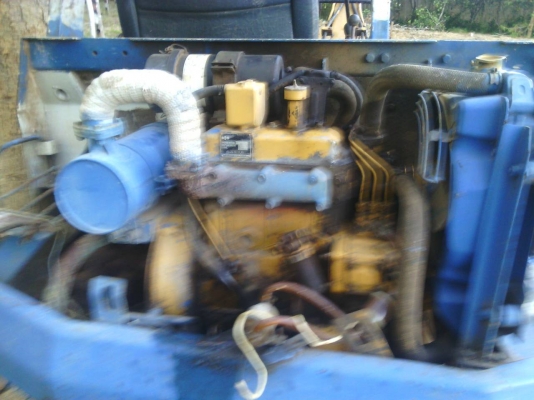 รถแบคโฮ KOMATSU  PC 20 - 5   สนใจติดต่อ  081 - 6079515