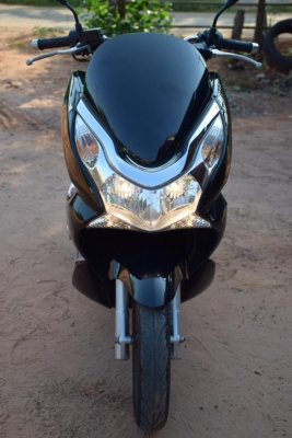 ขาย ฮอนด้า Pcx 150 สีดำ-แดง สวย ๆ เดิม ๆ ราคา เา ๆ