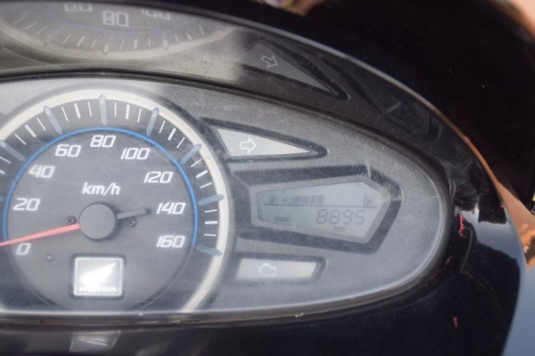 ขาย ฮอนด้า Pcx 150 สีดำ-แดง สวย ๆ เดิม ๆ ราคา เา ๆ