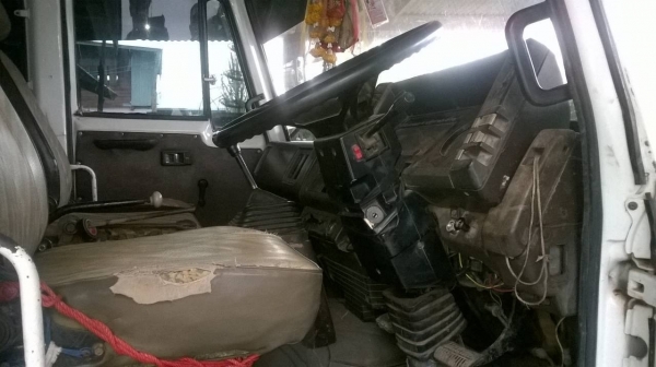 ขาย 10 ล้อดั้ม ROCKY FVZ12MY เปลี่ยนช่วงล่างใหญ่แล้ว เครื่อง 6BG1 175 แรงม้า คัสซีสวย เกียร์เดิม สโลว์เดิม เบรคลมดัน ทะเบียนพร้อมโอนครับ