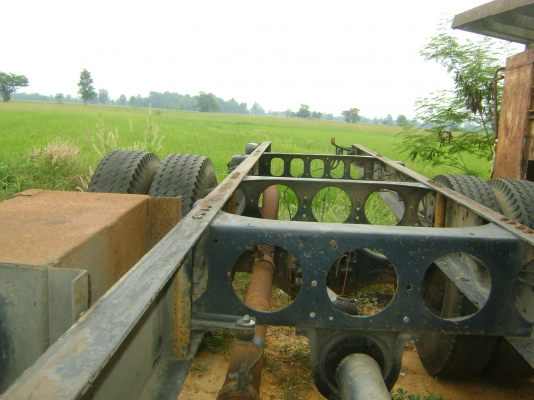 หัวแชสชี  UD 160 แรง  ยาว  5.15 เมตร  ราคา  370,000 บาท