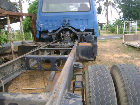 หัวแชสชี  UD 160 แรง  ยาว  5.15 เมตร  ราคา  370,000 บาท