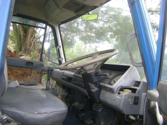 หัวแชสชี  UD 160 แรง  ยาว  5.15 เมตร  ราคา  370,000 บาท