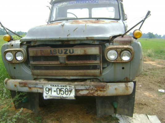 หัวยาวแชสชี  เครื่อง 140  แรง  ราคา  190.000 บาท