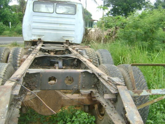 หัวยาวแชสชี  เครื่อง 140  แรง  ราคา  190.000 บาท