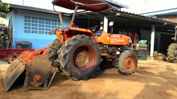 ขายรถไถ KUBOTA  L3408   ราคา 160,000 อ.แกลง จ.ระยอง สอบถาม 0818618678