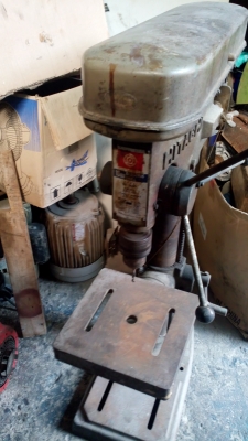 ขาย !! สว่านแท่นฮิตาชิ สภาพสวยเดิมๆ พร้อมใช้งาน