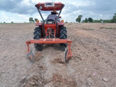 ขายถูก///10500บาท ***-*** ผานยกร่องพร้อมใช้ 36-47แรง