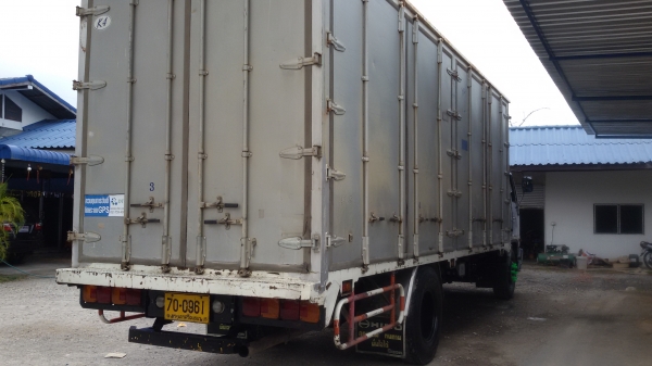 ขายรถ. 6 ล้อ HINO สิงไฮเทค FF 1J. 210แรง รถห้างแท้ เคื่องดีคัชซีสวยยาว7.20 เมตร กระจกไฟฟ้าแอร์เย็นสภาพพร้อมใช้งานคับ
