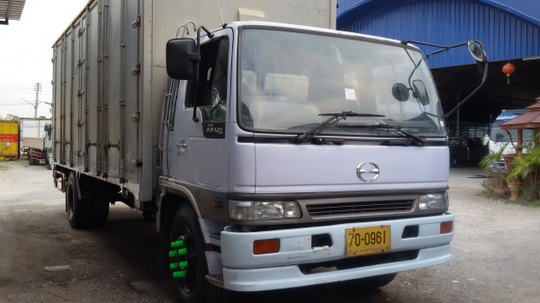 ขายรถ. 6 ล้อ HINO สิงไฮเทค FF 1J. 210แรง รถห้างแท้ เคื่องดีคัชซีสวยยาว7.20 เมตร กระจกไฟฟ้าแอร์เย็นสภาพพร้อมใช้งานคับ