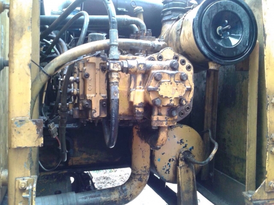 ขายด่วน!!!KOMATSU PC200-5 คอนโทนสั้น รถพร้อมใช้งานค่ะ