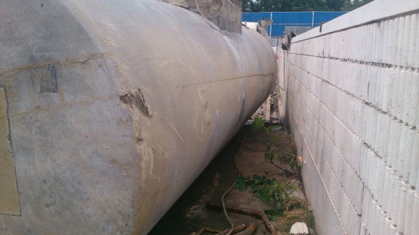 ขายถังน้ำมันใต้ดิน เป็นถังสองชั้นหุ้มไฟเบอร์20000ลิตร25000 ลิตร  75000  25000ลิตร = 90000 บาท