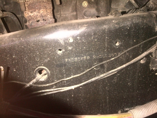 ขาย ISUZU 240  240แรง ปี 42 รถ 2 เพลา ราคา 1150000 บาท จัดไฟแนนท์ได้ 800000 บาท โทร 0843376760