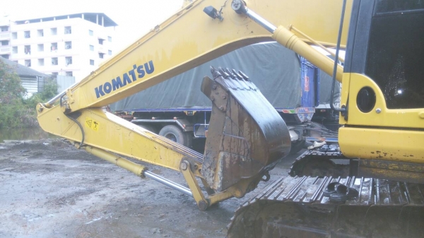 ขายรถขุดPC200-8สภาพดีพร้อมใช้งาน รถมือเดียว