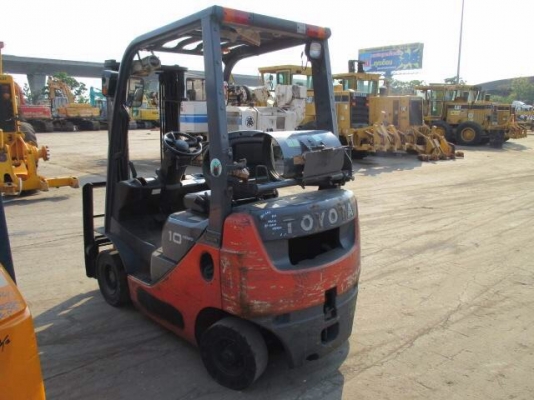 ขายรถยก 1 ตัน TOYOTA 8FGL10 รุ่นใหม่ล่าสุด ราคาเบาๆ สุดประหยัดติดตั้งแก็สมาจากนอก