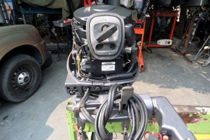 ขาย เครื่องเรือYAMAHA 25 แรง 4 จังหวะ หาง 21 สภาพพร้อมใช้ เครื่องติดง่ายน้ำออกเดินดี นำเข้าจากญี่ปุ่น ราคา 52,000