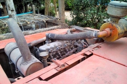 KOBELCO SK03 - PC 60 รถบอดี้สวยสภาพดีมากพร้อมทำงานได้เลยครับ เครื่องเดิมปั๊มเดิมแห้งดีแรงดีทำงานได้เร็ว ภายในเก๋งสะอาดไม่เลอะ คอนโทรลง่ายขับง่ายคล่องดี ภายนอกบูมอาร์มมีปะบ้างเล็กน้อยครับพร้อมทำงานได้ปกติดี ซีลกระบอกมีแตกบ้าง ช่วงล่างเอวแน่น เฟลมสวยไม่ผุ ส