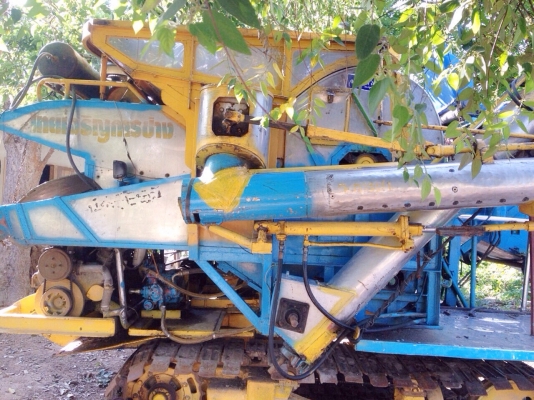 ขายด่วน รถเกี่ยวข้าวไทยเจริญการช่าง รถสวยสภาพดีพร้อมทำงานได้เลยครับ เครื่องยนต์ 195 HP FE6 เครื่องแน่นแรงดีไม่มีเยิ้มครับ อุ้ม 2.5 ตัน ปั๊มไดกิ้นเบอร์ 22 ช่วงล่างใบแบ็คโฮร 200 ตัวเดิน 10HT สภาพดีแน่นดีพร้อมใช้งานได้เลย ราคาต่อรอง