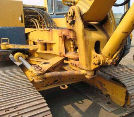 ขาย รถขุดเก่านอกแท้ นำเข้าจากญี่ปุ่น  Komatsu PC60U-5 ,ชั่วโมงทำงานน้อย 3,175 ช.ม.สภาพดี แทร็คพิเศษ ใบแทร็ค 60 cm.