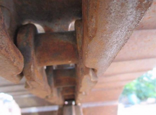 ขาย รถขุดเก่านอกแท้ นำเข้าจากญี่ปุ่น  Komatsu PC60U-5 ,ชั่วโมงทำงานน้อย 3,175 ช.ม.สภาพดี แทร็คพิเศษ ใบแทร็ค 60 cm.