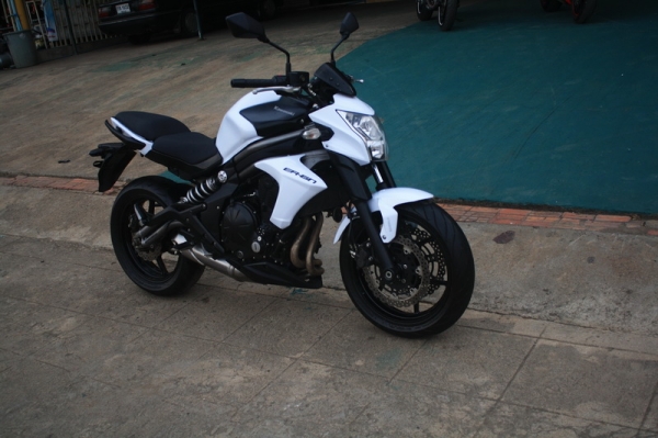 __ER6N 650cc โฉมปี2012 สีขาว รถเดิมๆ ฿185,000__