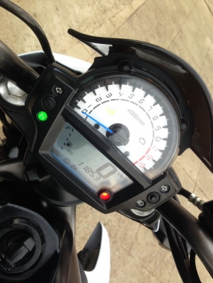 __ER6N 650cc โฉมปี2012 สีขาว รถเดิมๆ ฿185,000__