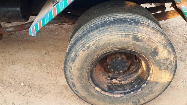 ขาย6ล้อกลางดัมพ์ดิน 5คิว isuzu 115แรง พ.เพาเวอร์ แชชซีสวย สโลว์กลาง Fหลัง เอกสารเล่มทะเบียนพร้อมโอน ภาษีเต็ม กระบะดัมพ์สวย กระบอกใหญ่ เกียร์ใหญ่ พร้อมลุยงาน