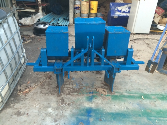 ขายเครื่องหยอดข้าวโพดสภาพสวยพร้อมใช้