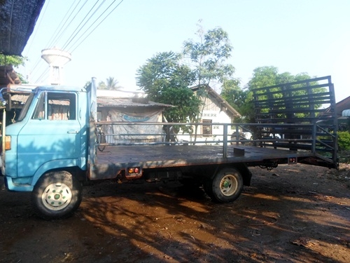 ต้องขอขอบคุณ truck2hand ขายแล้วครับ มาดูรถสี่ทุ่ม และถูกใจขับไปเลย