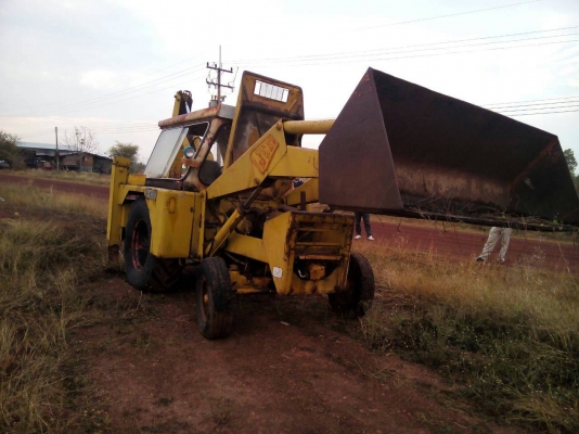 ขายรถตักหน้าขุดหลัง JCB รถใช้งานได้ปกติครับ ราคา235000 บาทครับ