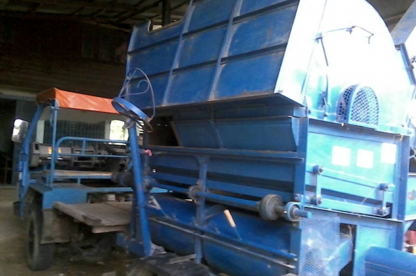 ขายรถนวดข้าว สิงเปลือยจัมโบ้ 5 ฟุต เครื่องอิซูซุ 85 รถใช้งานได้เลยตู้สวยมากไม่มีรอยผุ