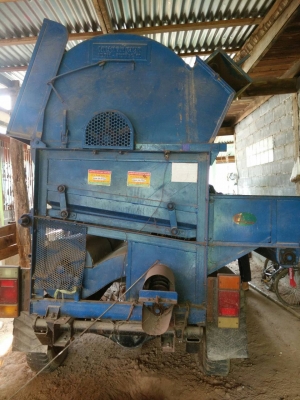 ขายรถนวดข้าว สิงเปลือยจัมโบ้ 5 ฟุต เครื่องอิซูซุ 85 รถใช้งานได้เลยตู้สวยมากไม่มีรอยผุ