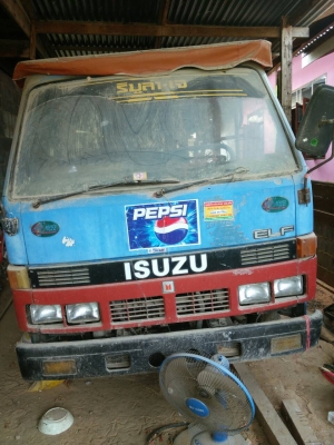 ขายรถนวดข้าว สิงเปลือยจัมโบ้ 5 ฟุต เครื่องอิซูซุ 85 รถใช้งานได้เลยตู้สวยมากไม่มีรอยผุ