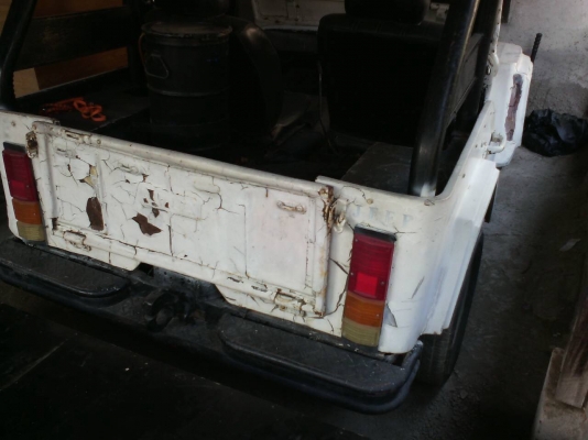 ขายรถจิ๊ปไม่มีทะเบียน ขายตามสภาพ เครื่องติด วิ่งได้