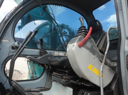 ขายรถแม็คโคร KOBELCO PC 120 mark-5 super สวยมาก พร้อมใช้ ไฟฟ้าครบ ขายรถแม็คโคร KOBELCO PC 120 mark-5 super สวยมาก พร้อมใช้ ไฟฟ้าครบ