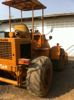 ขายด่วน รถตักล้อยาง FURUKAWA  รถบ้านฝากขาย สภาพพร้อมใช้งาน