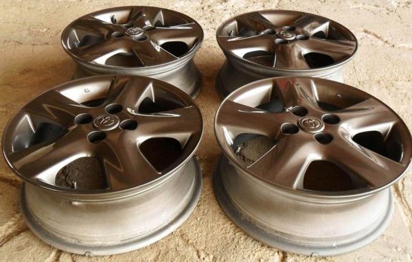 แม็กแท้ ขอบ15_4รู100 สีแม็กรถรุ่นใหม่(4วง3,600บ.) แม็กแท้ ขอบ15_4รู100 สีแม็กรถรุ่นใหม่(4วง3,600บ.)