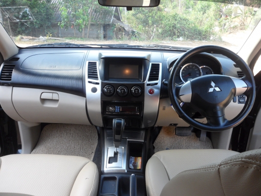 ขายรถบ้านมือสอง PAJERO SPORT ขายถูกๆ ราคาคุยกันได้ ขายรถบ้านมือสอง PAJERO SPORT ขายถูกๆ ราคาคุยกันได้