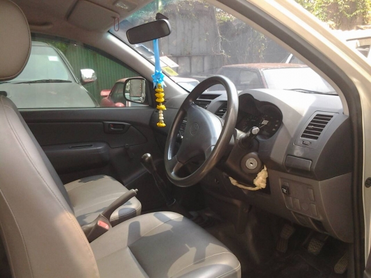 ขาย กระบะ Hilux VIGO เครื่อง 2700 ปี2012 ขาย กระบะ Hilux VIGO เครื่อง 2700 ปี2012